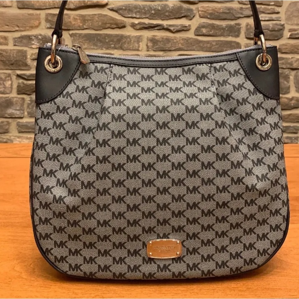 Michael Kors Shoulder bag